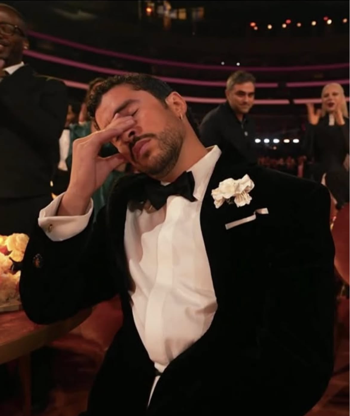 Meme template Bad Bunny Grammy WTF