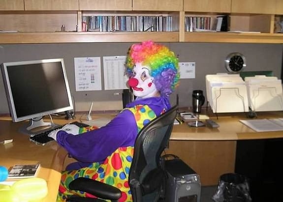 Meme template clown computer